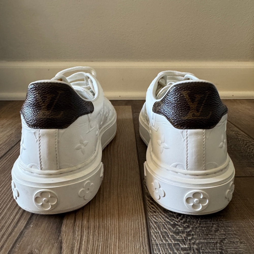 Louis Vuitton Time Out Sneakers Size 38.5 - Picture 4 of 8